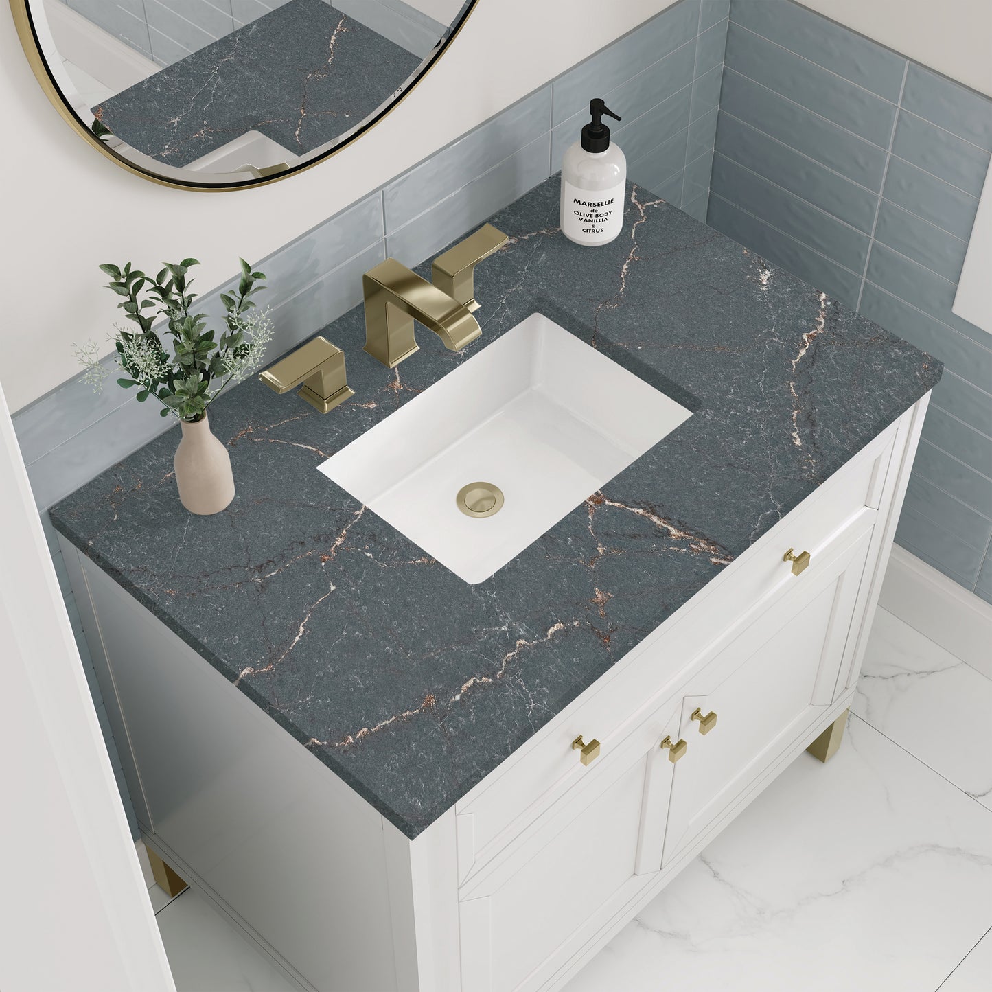 
                  
                    Chicago 36" Single Bathroom Vanity Glossy White
                  
                