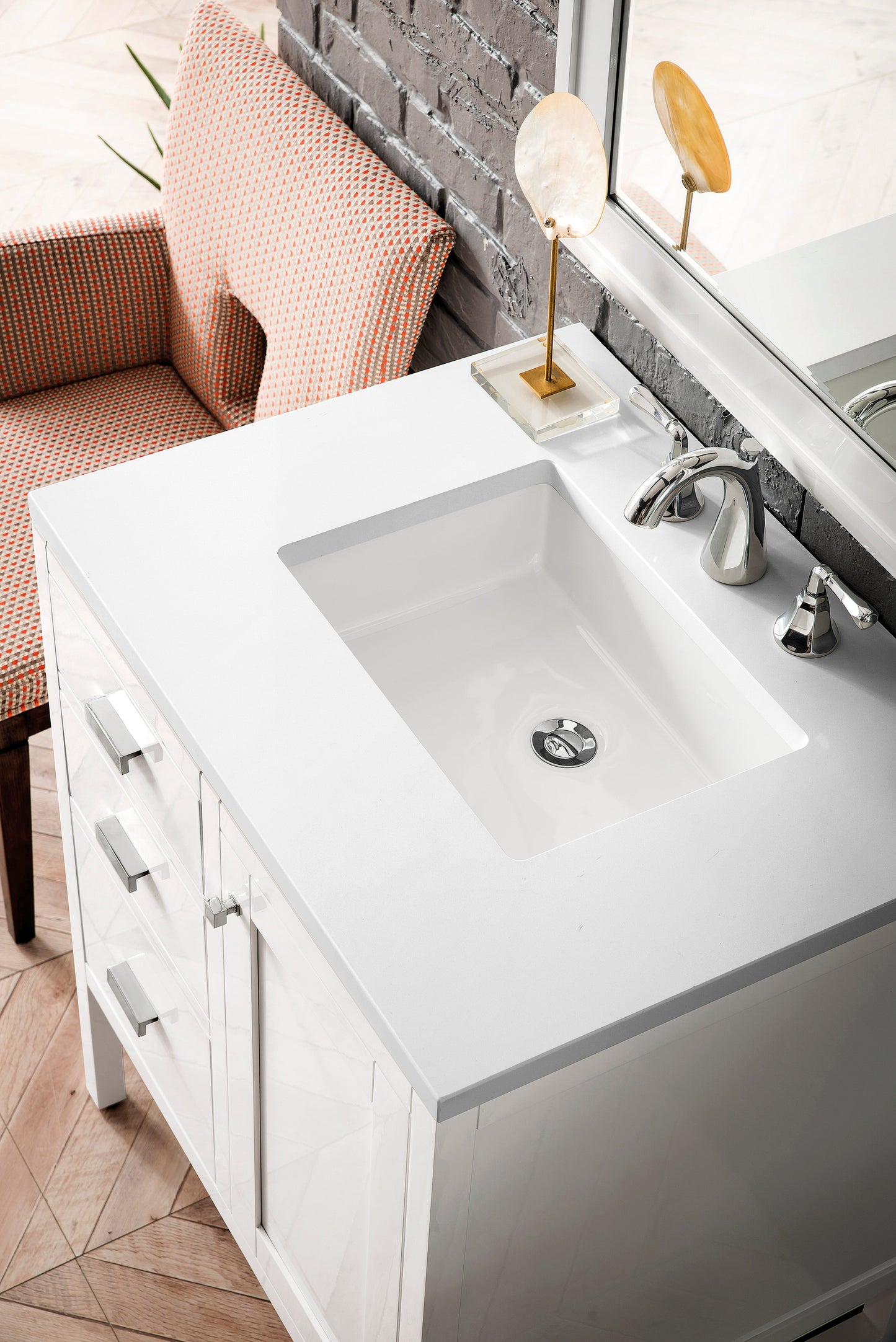 
                  
                    Addison 30" Single Vanity Cabinet in Glossy White Single Bathroom Vanity James Martin Vanities White Zeus Silestone 
                  
                