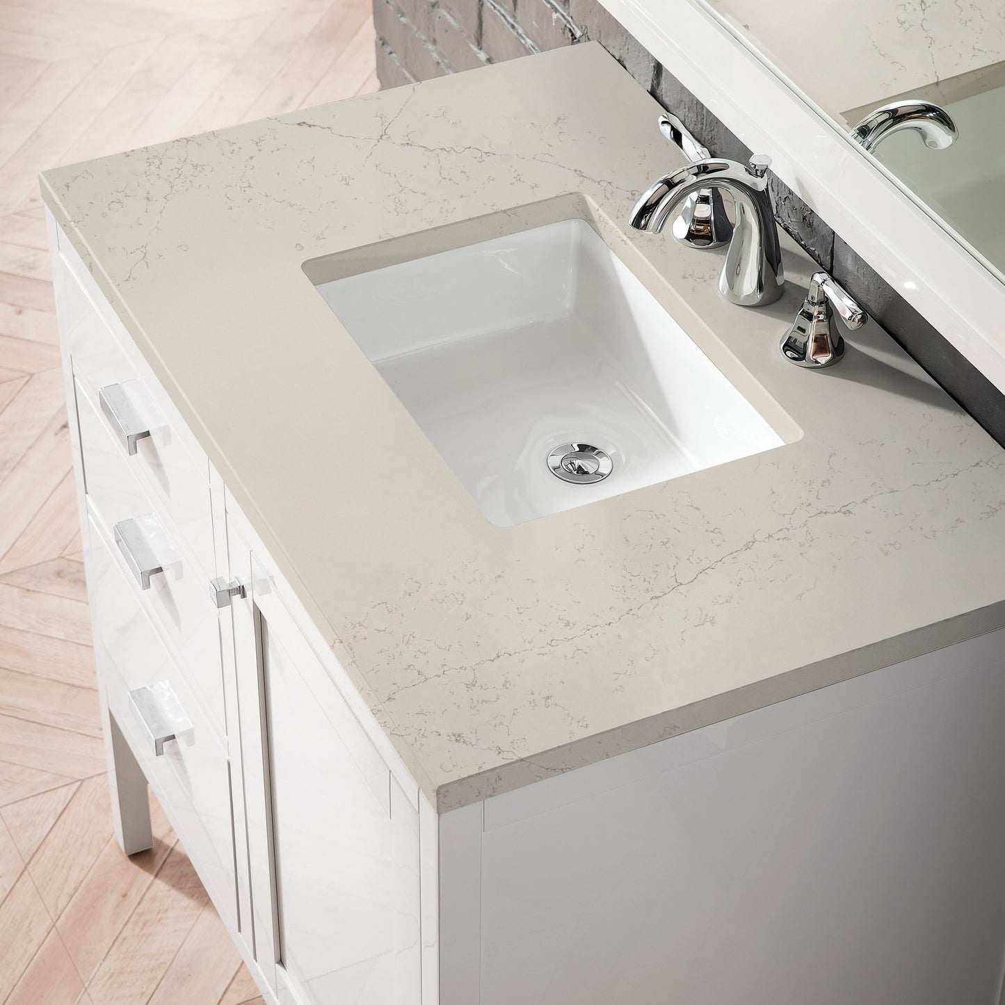 
                  
                    Addison 36" Single Vanity Cabinet in Glossy White Single Bathroom Vanity James Martin Vanities Siberian Silestone 
                  
                