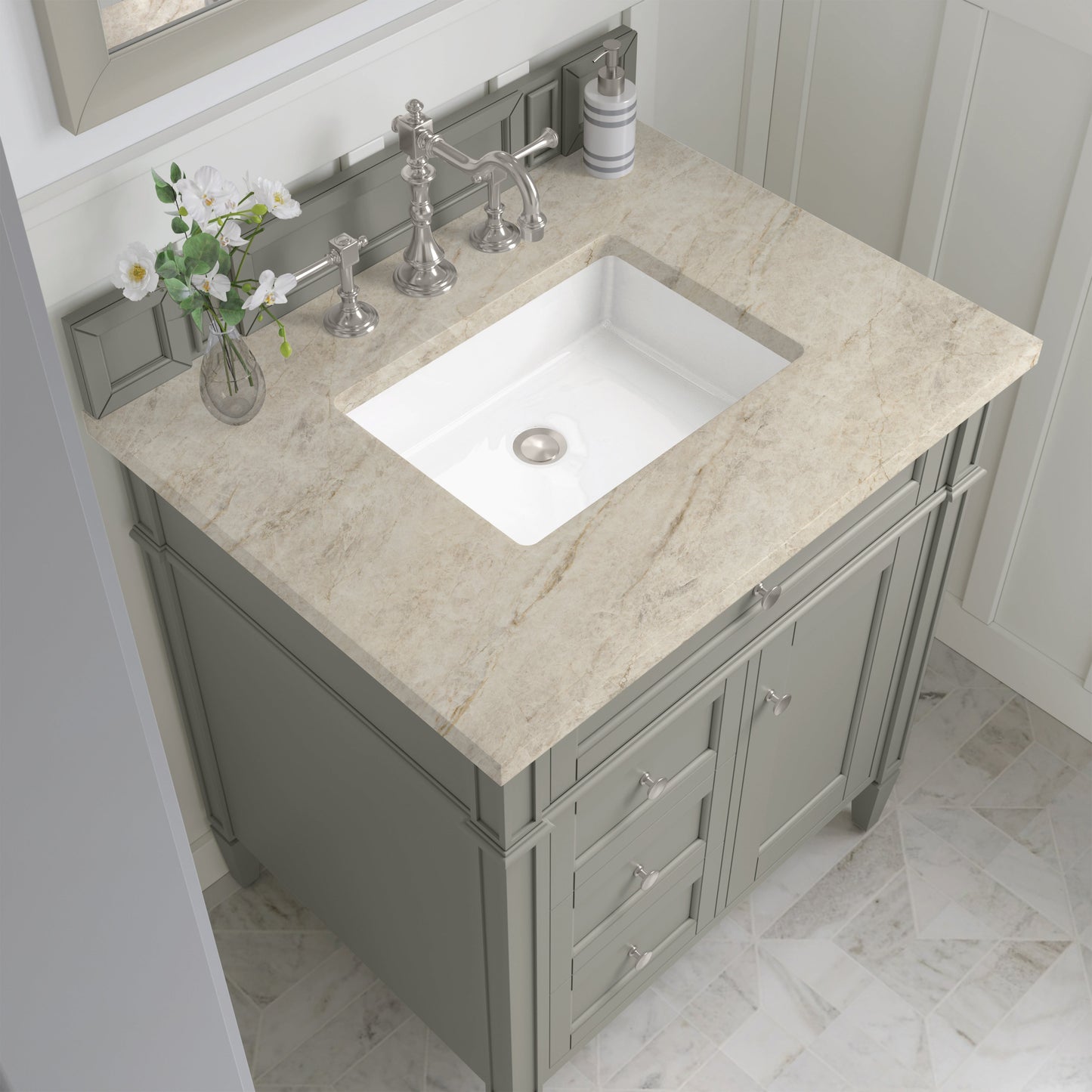 
                  
                    Brittany 30" Single Vanity in Urban Gray Single Bathroom Vanity James Martin Vanities Tajnar Eclos 
                  
                