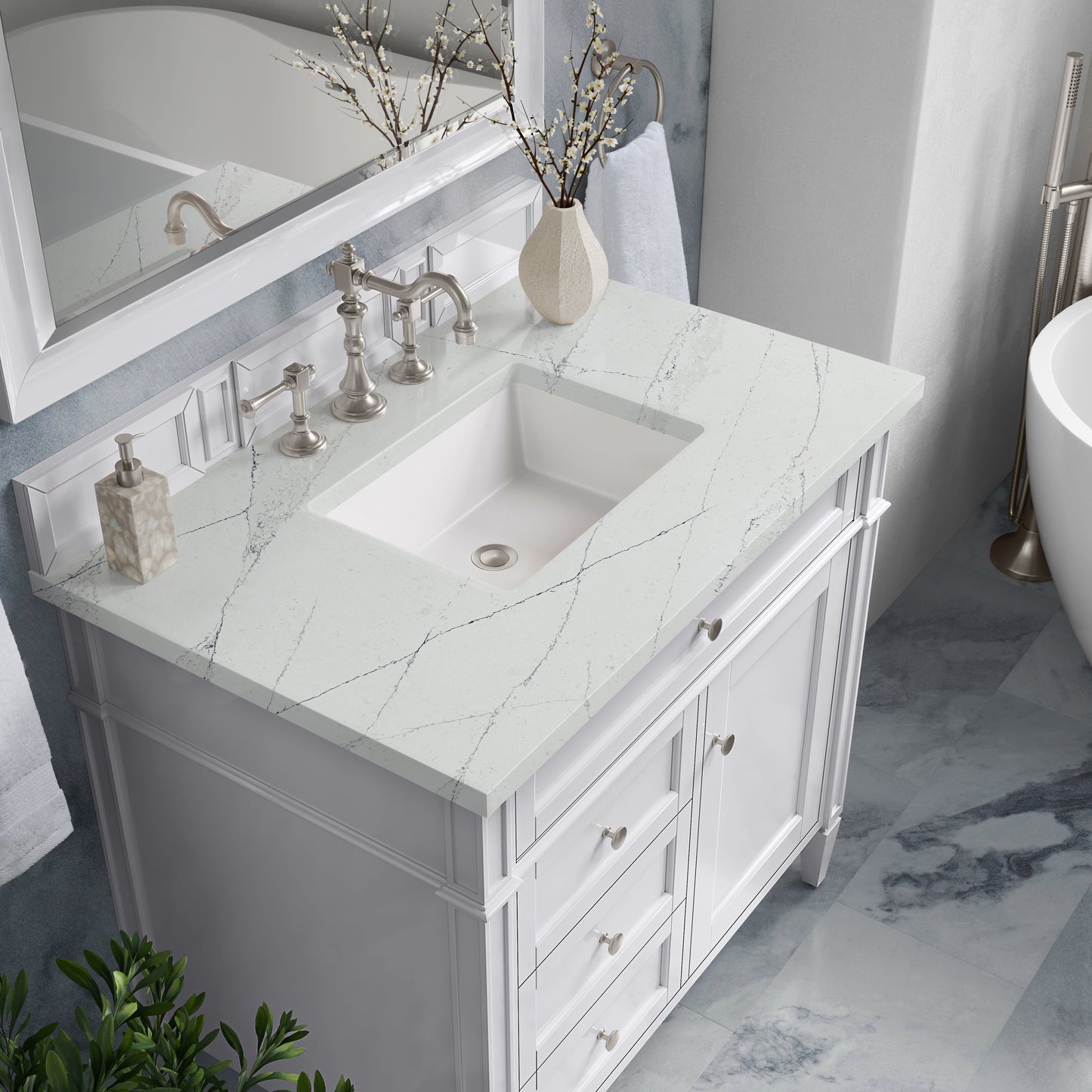 
                  
                    Brittany 36"Single Vanity in Bright White Single Bathroom Vanity James Martin Vanities Ethereal Noctis Silestone 
                  
                