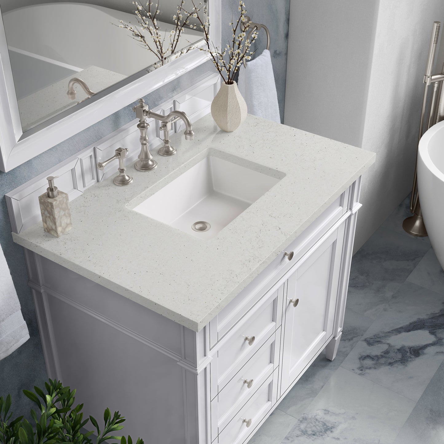 
                  
                    Brittany 36"Single Vanity in Bright White Single Bathroom Vanity James Martin Vanities Lime Delight Silestone 
                  
                
