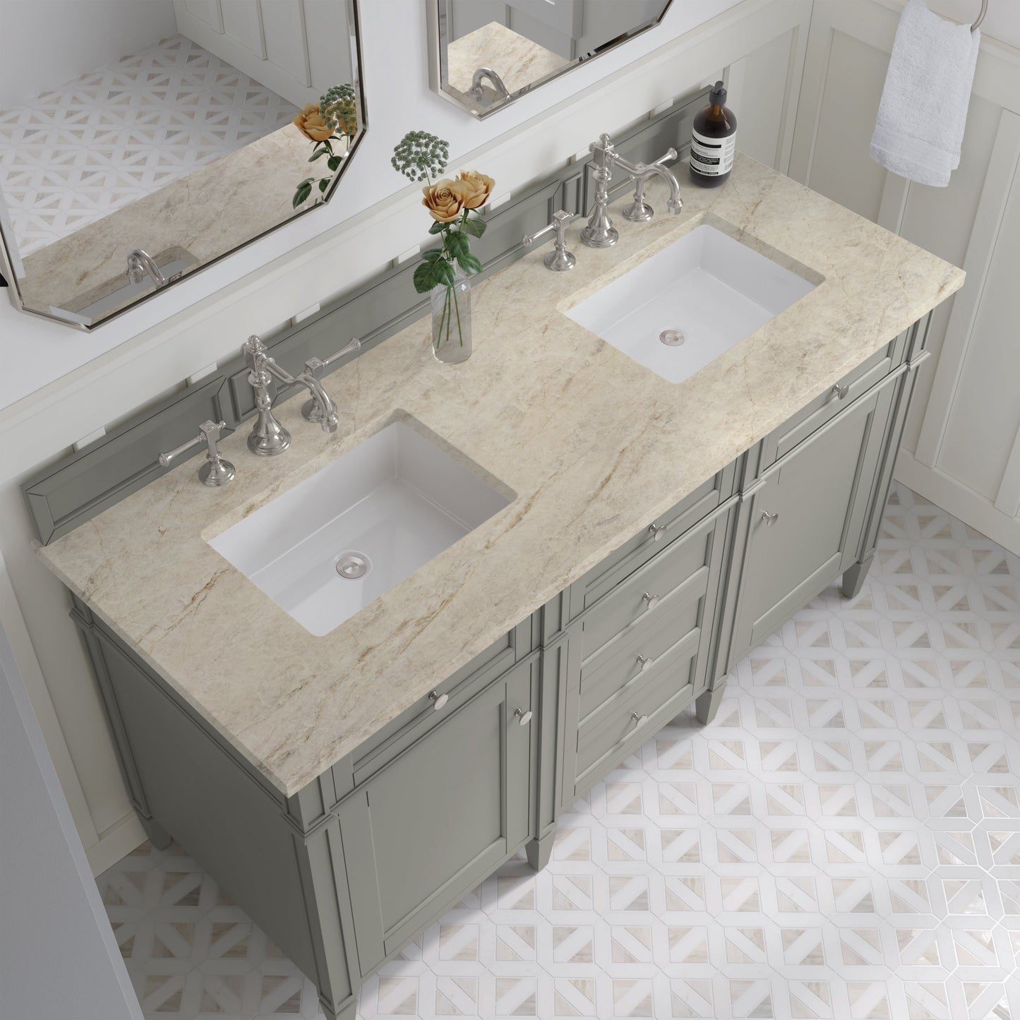 
                  
                    Brittany 60" Double Vanity in Urban Gray Double bathroom Vanity James Martin Vanities Tajnar Eclos 
                  
                