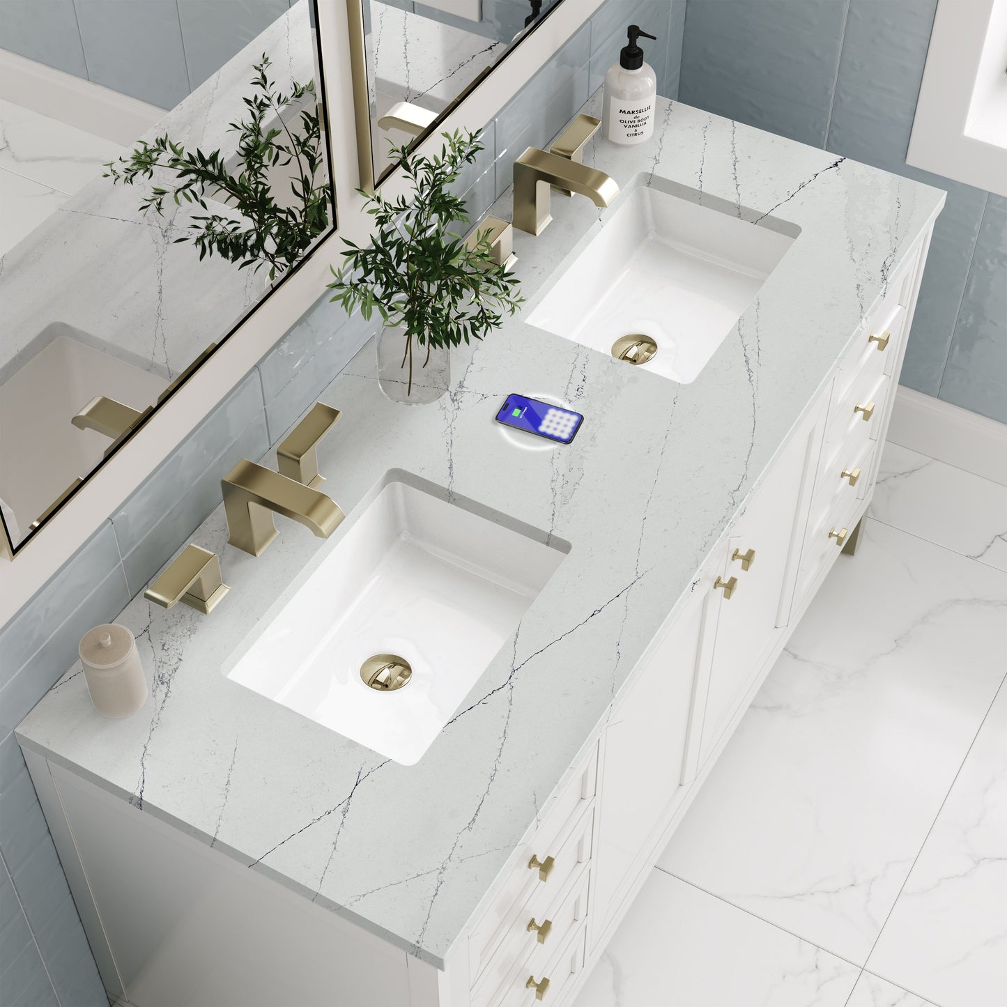 
                  
                    Chicago 60" Double Bathroom Vanity in Glossy White Double bathroom Vanity James Martin Vanities FreePower-Enabled Ethereal Noctis Silestone 
                  
                