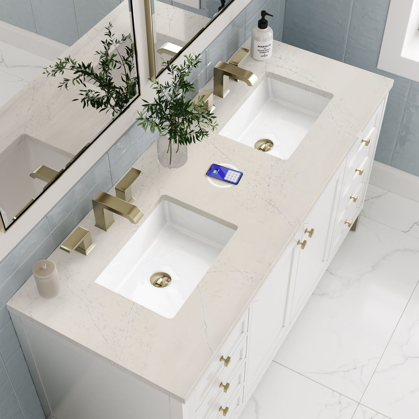 
                  
                    Chicago 60" Double Bathroom Vanity in Glossy White Double bathroom Vanity James Martin Vanities FreePower-Enabled Siberian Silestone 
                  
                