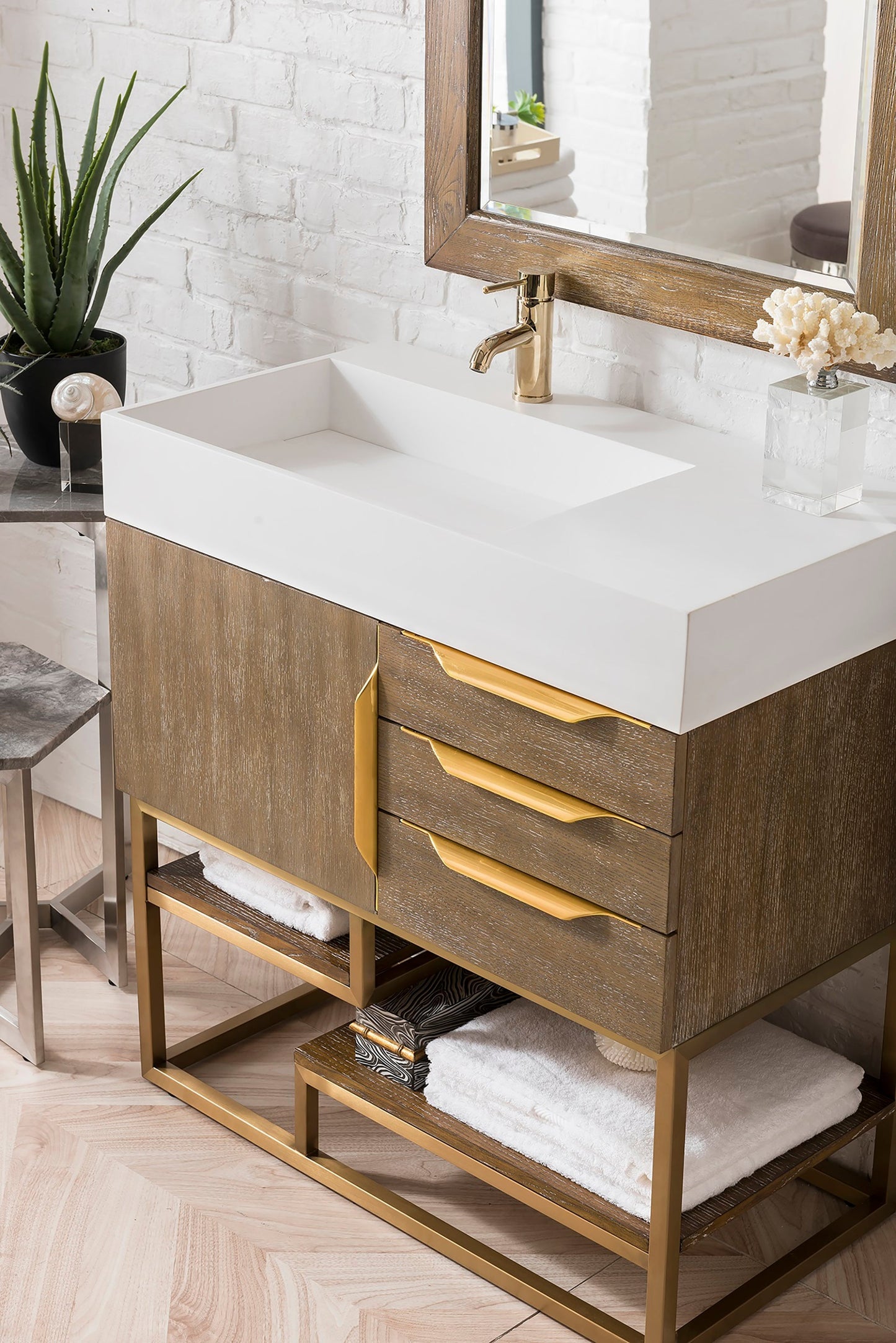 
                  
                    Columbia 36" Single Bathroom Vanity in Latte Oak with Radiant Gold Base Single Bathroom Vanity James Martin Vanities 
                  
                