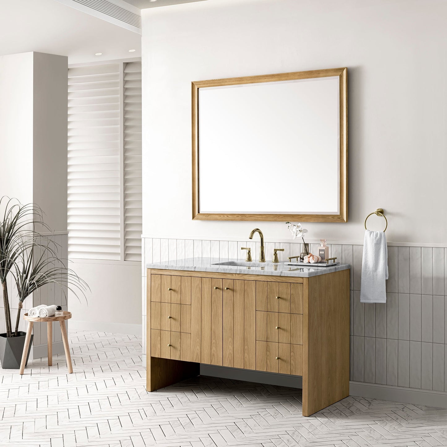 
                  
                    Hudson 48" Single Vanity in Light Natural Oak Single Bathroom Vanity James Martin Vanities 
                  
                