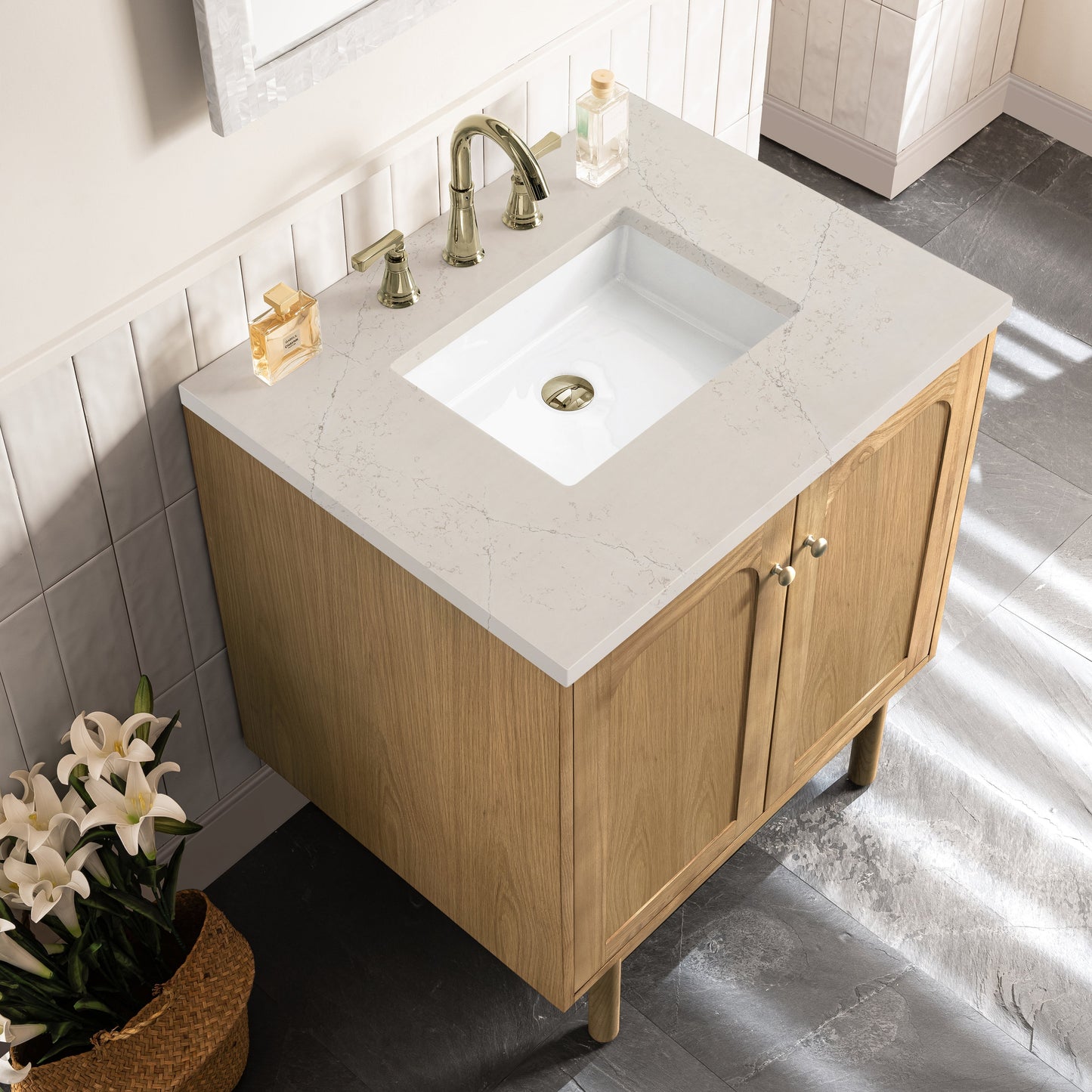 
                  
                    Laurent 30" Single Vanity in Light Natural Oak Single Bathroom Vanity James Martin Vanities Siberian Silestone 
                  
                
