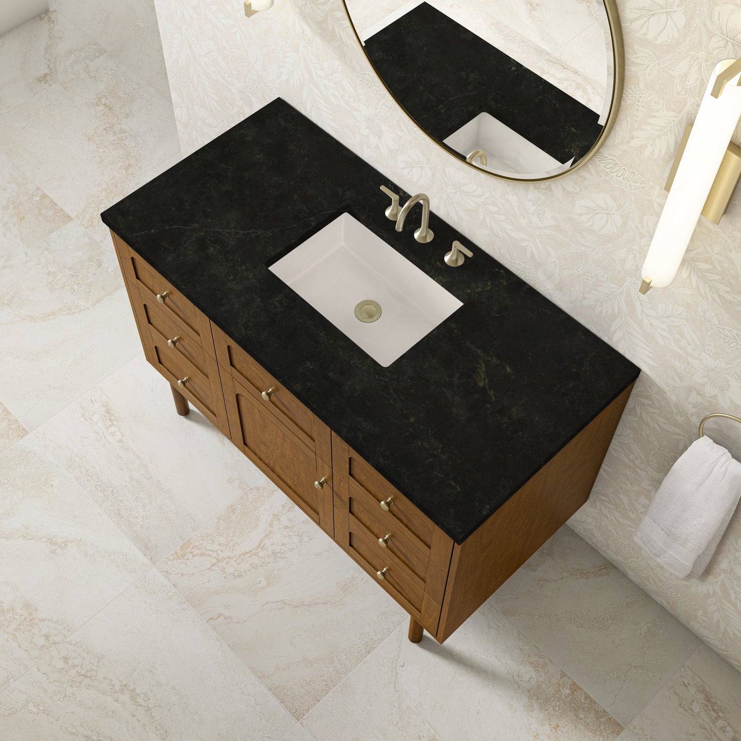 
                  
                    Laurent 48" Single Vanity in Honey Oak Single Bathroom Vanity James Martin Vanities Phantome Eclos 
                  
                