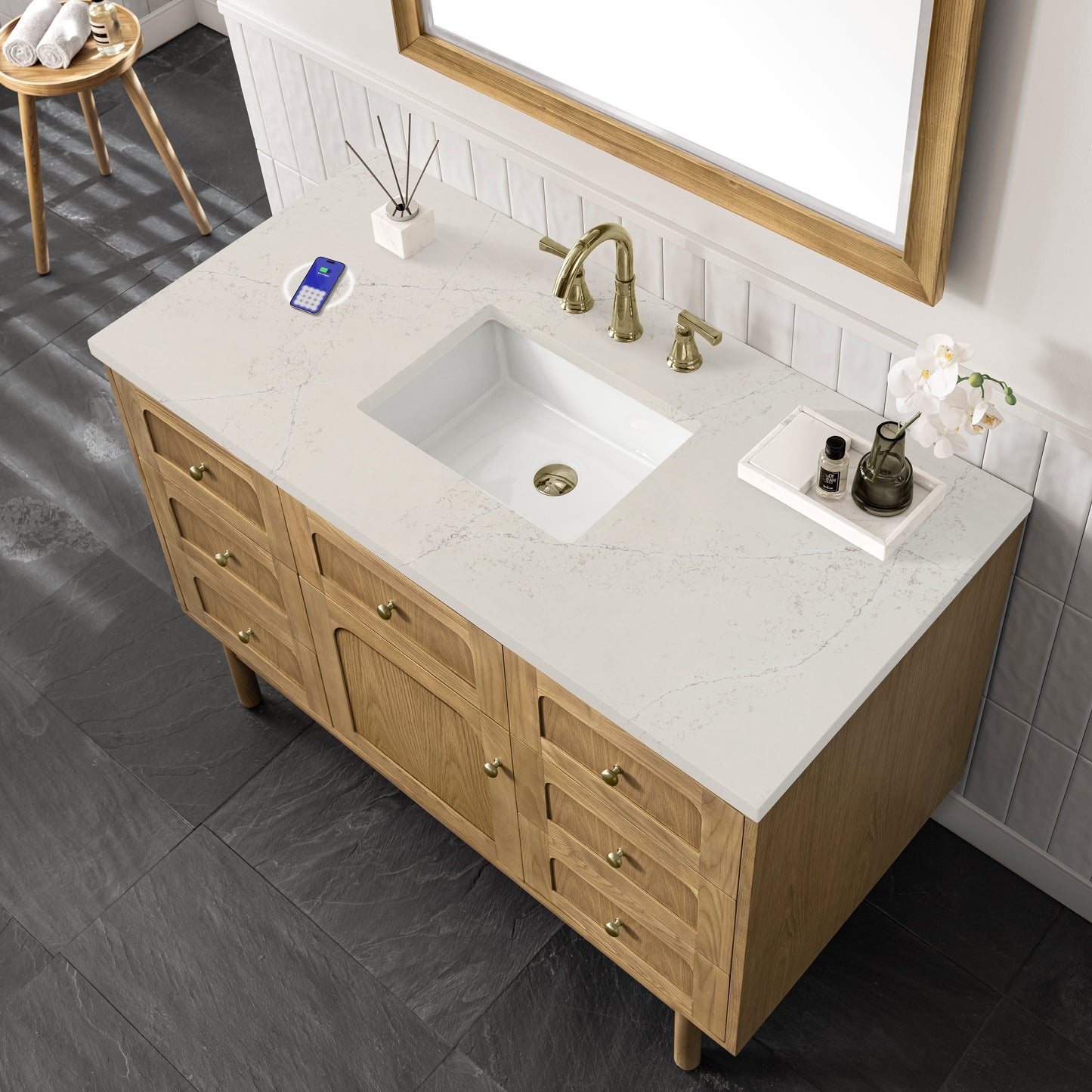 
                  
                    Laurent 48" Single Vanity in Light Natural Oak Single Bathroom Vanity James Martin Vanities FreePower-Enabled Siberian Silestone 
                  
                
