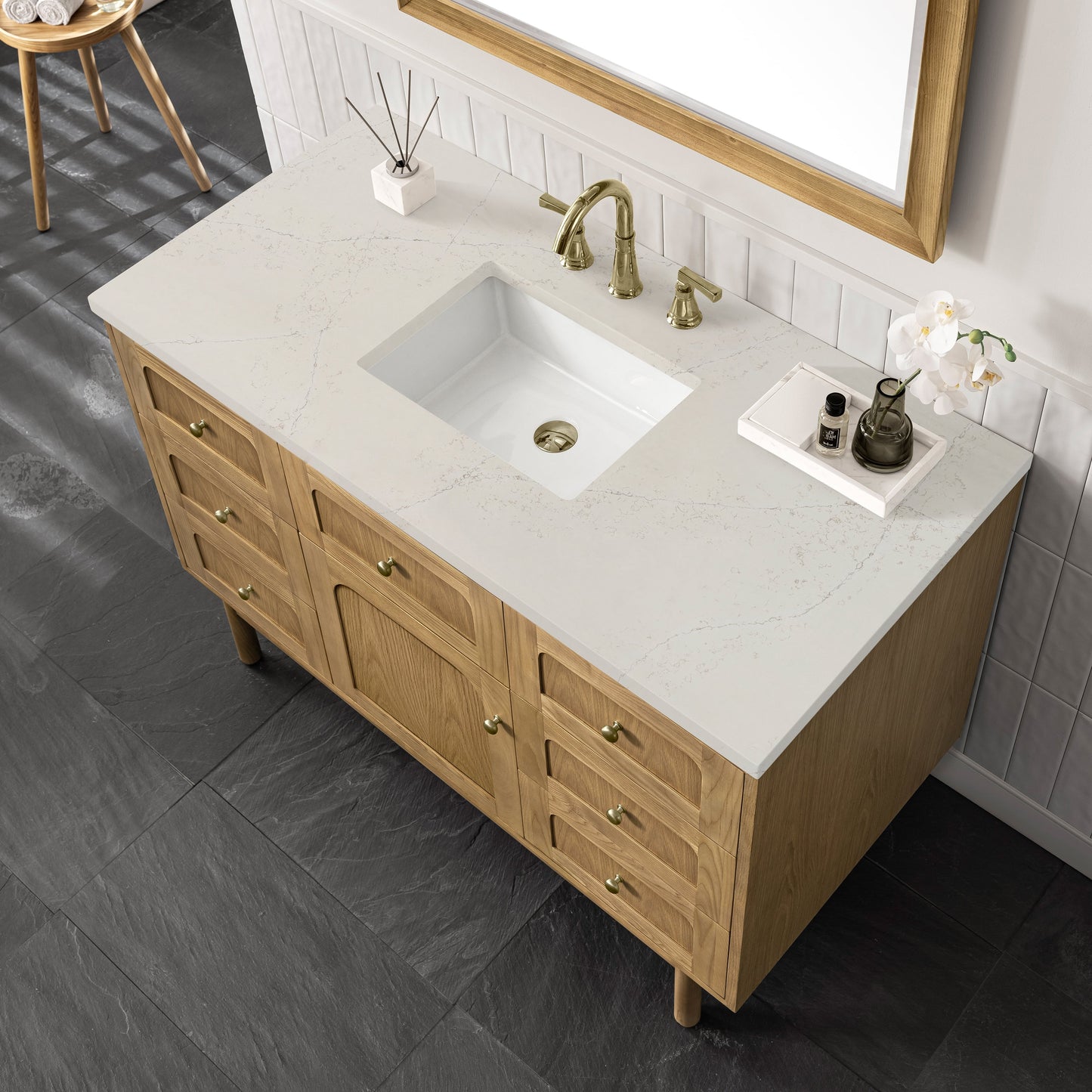
                  
                    Laurent 48" Single Vanity in Light Natural Oak Single Bathroom Vanity James Martin Vanities Siberian Silestone 
                  
                