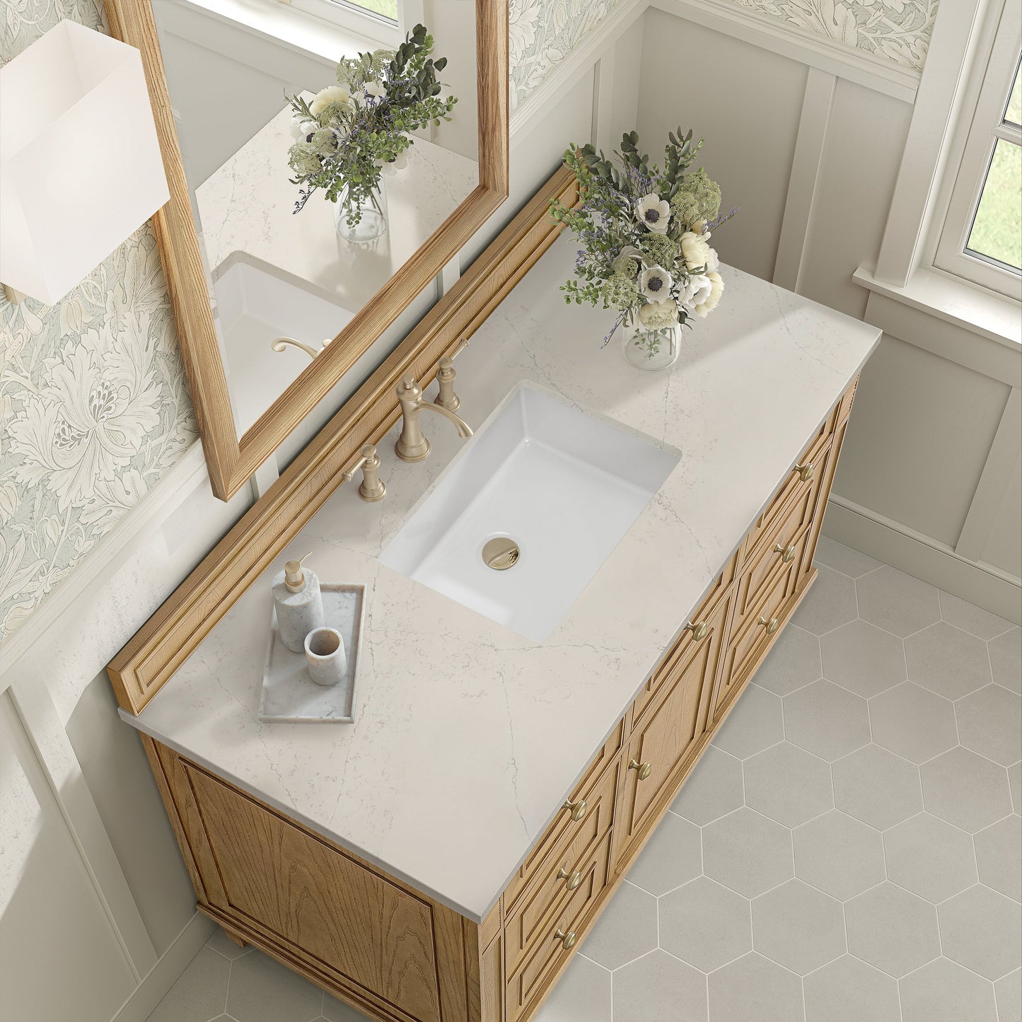 
                  
                    Lorelai 48" Single Vanity in Light Natural Oak James Martin Vanities Siberian Silestone 
                  
                