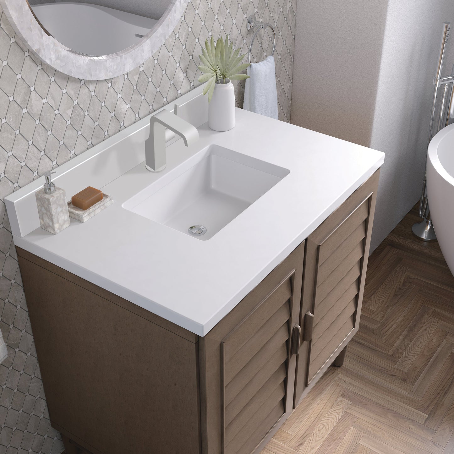 
                  
                    Portland 36" Single Bathroom Vanity Single Bathroom Vanity James Martin Vanities White Zeus Silestone Single-Hole Faucet Top w/Backsplash 
                  
                