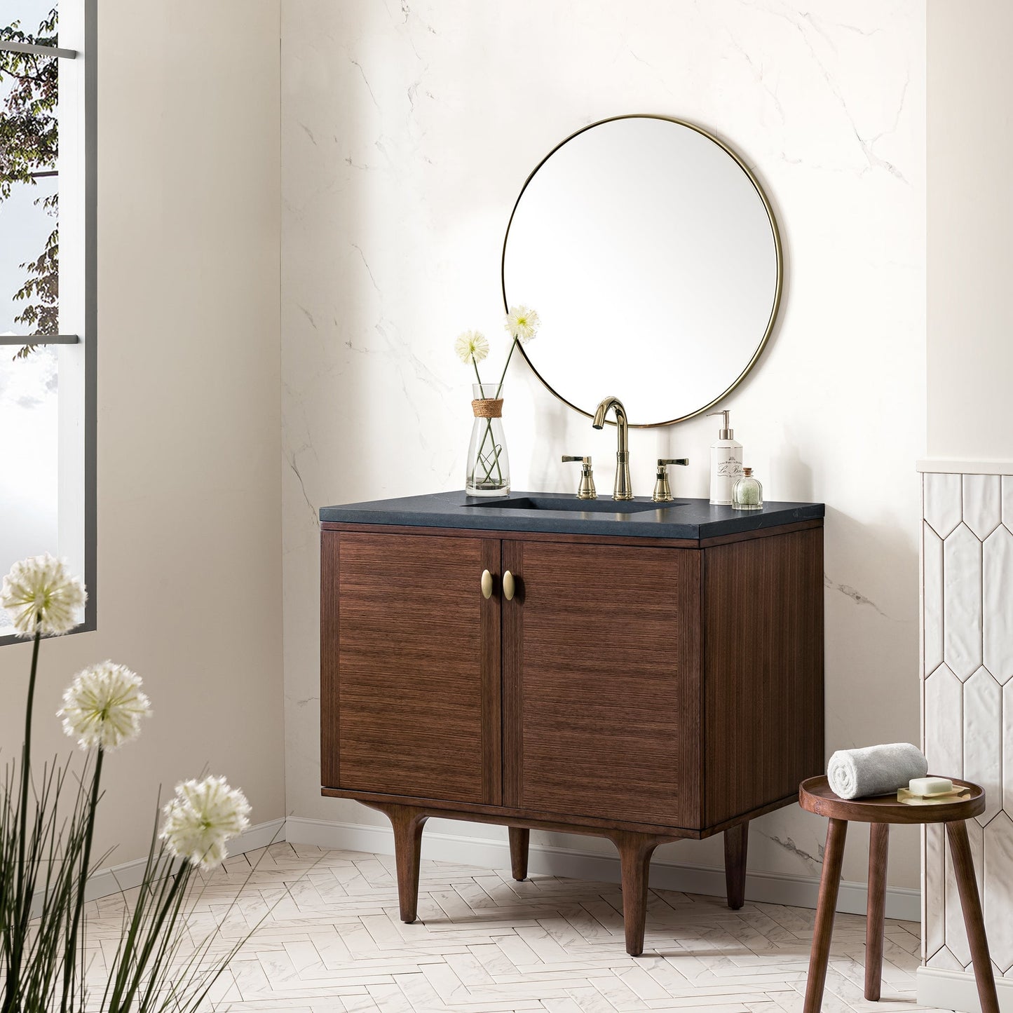 
                  
                    Amberly 36" Single Vanity Single Bathroom Vanity James Martin Vanities 
                  
                