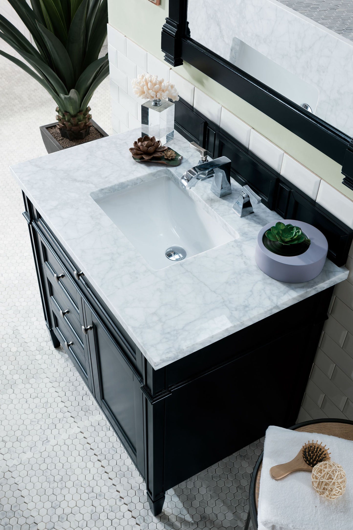 
                  
                    Brittany 36" Single Bathroom Vanity Single Bathroom Vanity James Martin Vanities 
                  
                