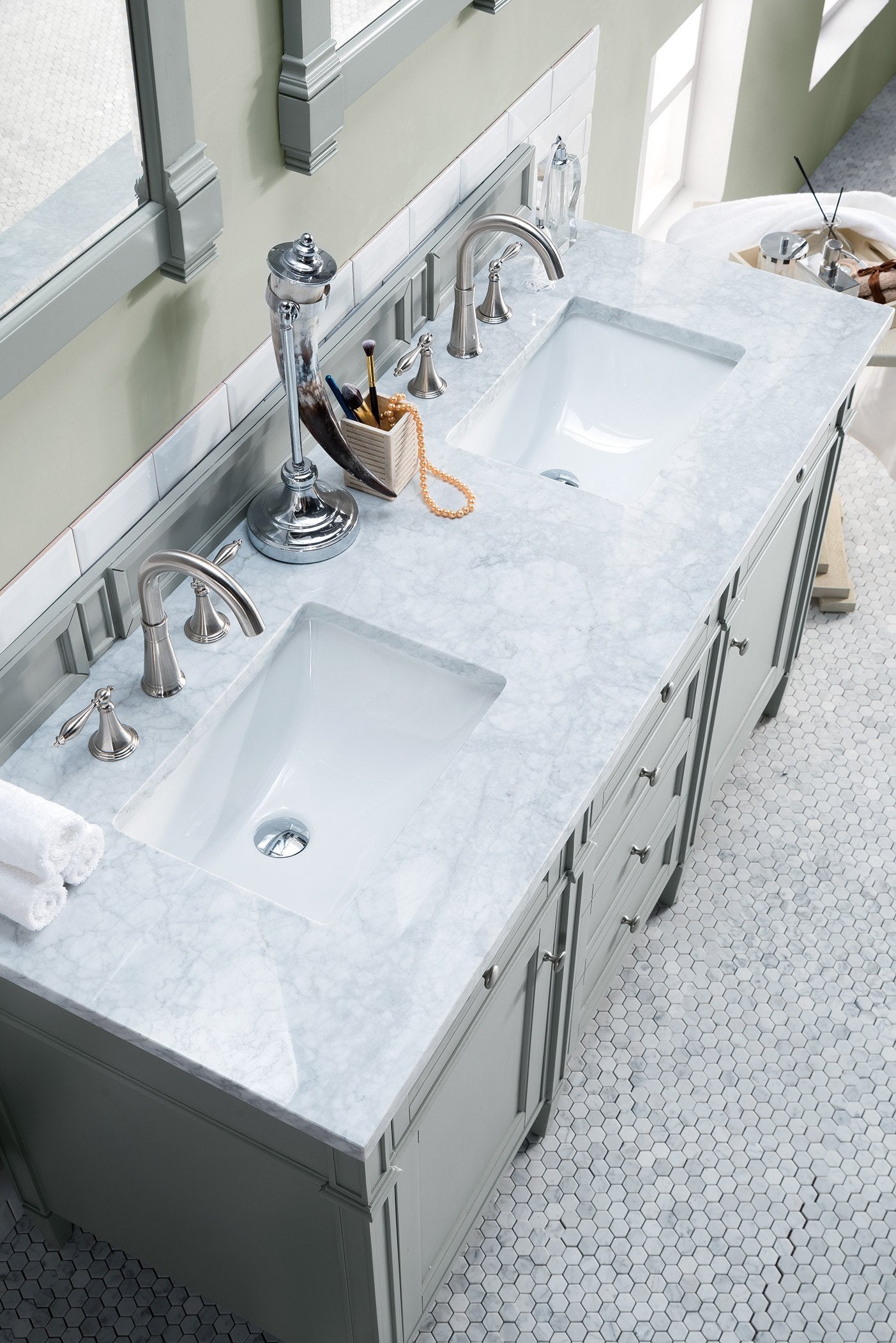 
                  
                    Brittany 60" Double Bathroom Vanity Double bathroom Vanity James Martin Vanities 
                  
                