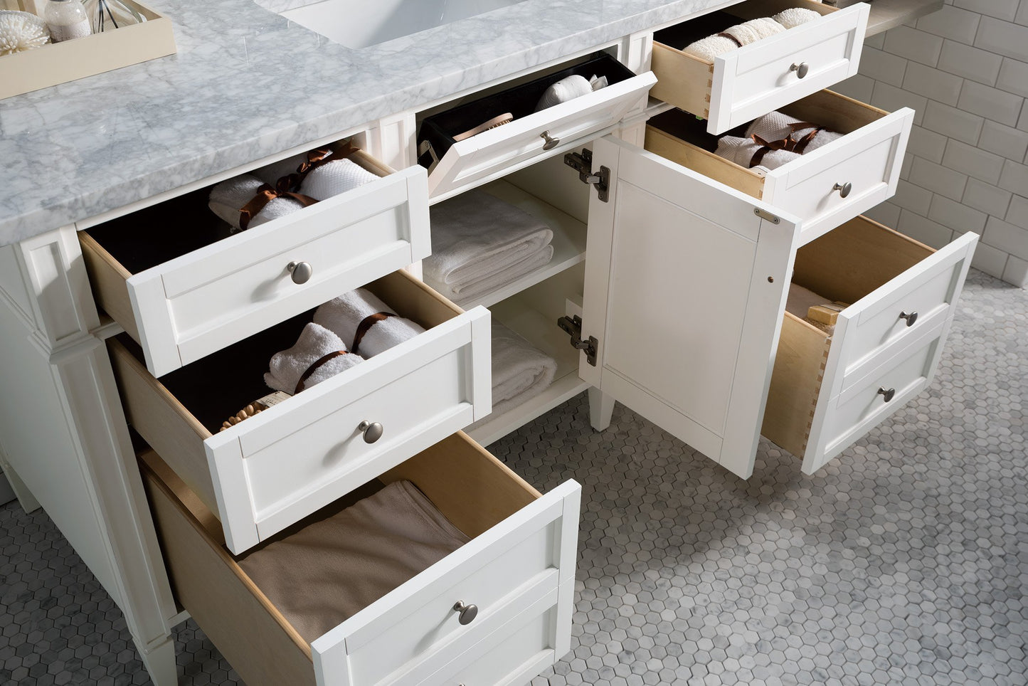 
                  
                    Brittany 60" Single Bathroom Vanity Single Bathroom Vanity James Martin Vanities 
                  
                