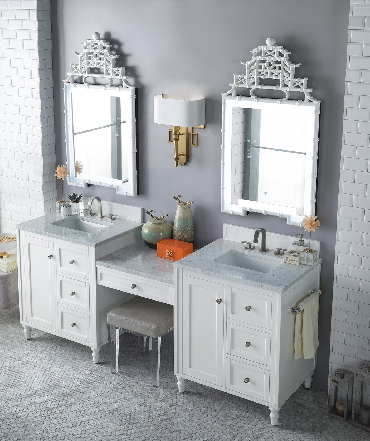 
                  
                    Copper Cove Encore 86" Double Bathroom Vanity, Bright White Double bathroom Vanity James Martin Vanities 
                  
                