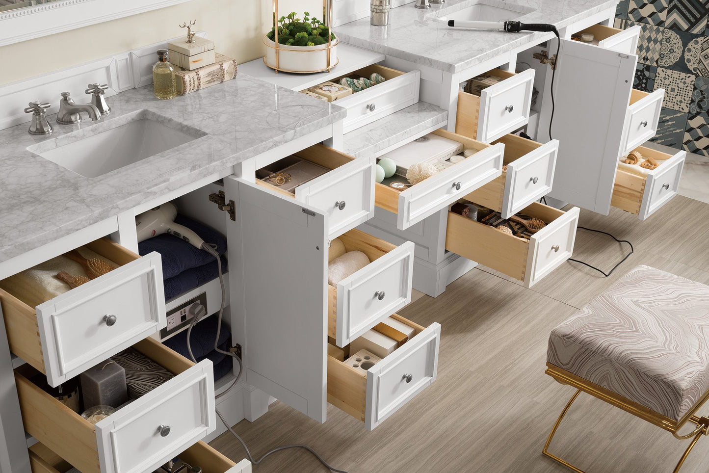 
                  
                    De Soto 118" Double Bathroom Vanity Double bathroom Vanity James Martin Vanities 
                  
                