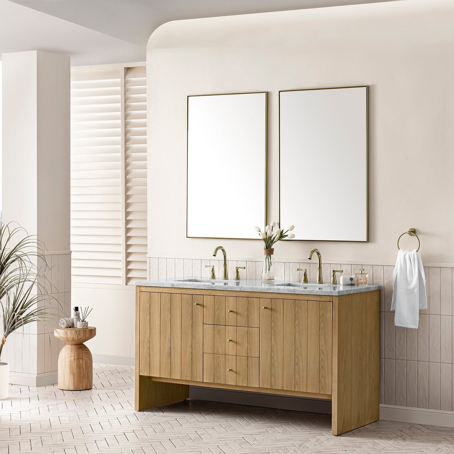 
                  
                    Hudson 60" Double Vanity Double Bathroom Vanity James Martin Vanities 
                  
                